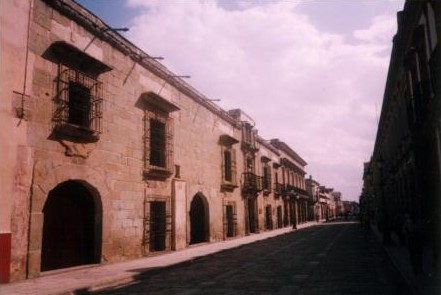 Una calle oaxaqueña